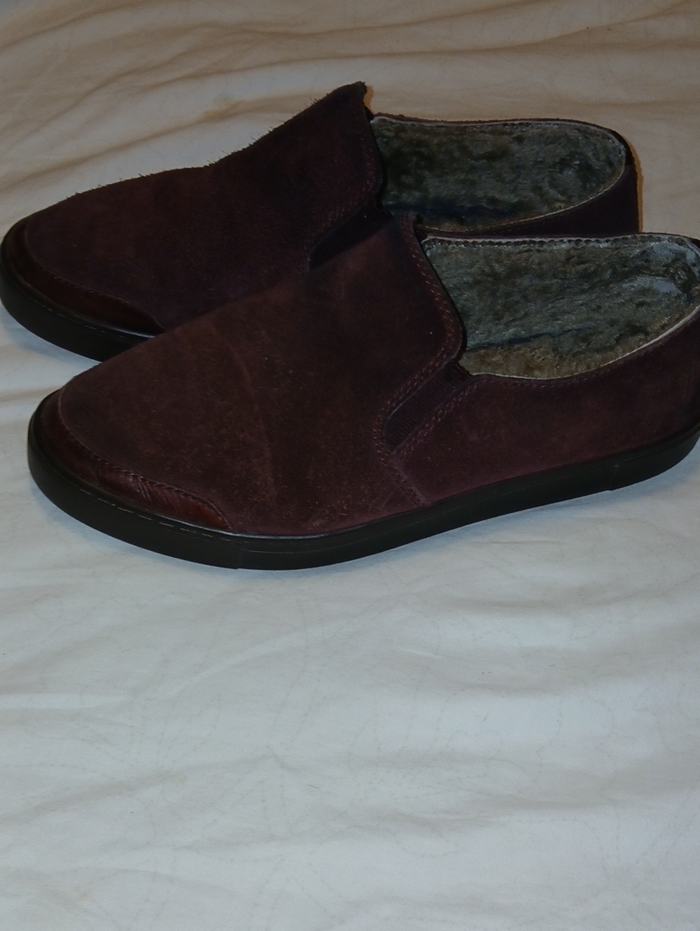 Womens Frye Burgundy Suede Slip On Sneakers Sz: 9